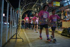 BIB: 1818, 16196
                            <button type="button" onclick="openModal(24677297)" class="btn btn-primary btn-sm float-right btn-popup" data-toggle="modal" data-target=".modal-high-quality">
                        <i class="fas fa-shopping-cart"></i> Add to Cart
                    </button>
                                            <button type="button" onclick="isThisMe(24677297, true)" class="btn btn-success btn-sm float-right btn-popup btn-isme hidden" data-toggle="tooltip" data-placement="bottom" title="นี่คือรูปของคุณใช่ไหม คลิกที่นี่เพื่อเอาเข้าอัลบั้ม">
                        <i class="fas fa-plus"></i> Add to album
                    </button>
                    <button type="button" onclick="isThisMe(24677297, false)" class="btn btn-warning btn-sm float-right btn-popup btn-isnotme hidden">
                        <i class="fas fa-ban"></i> Remove from album
                    </button>